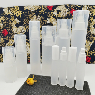 La botella cosmética plástica helada fijó 5ml 10ml 15ml 50ml 100ml para el empaquetado del cuidado de piel