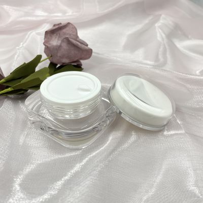 Los tarros cosméticos plásticos del cuadrado versátil baten 15g de empaquetado 30g 50g con el casquillo redondo