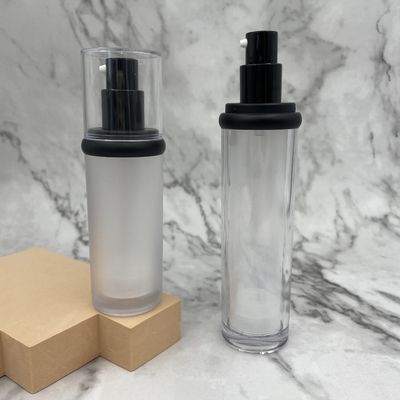 La ronda privada de aire vacía de la botella de Skincare 50ml del ABS/derecho lleva a hombros la superficie metalizada