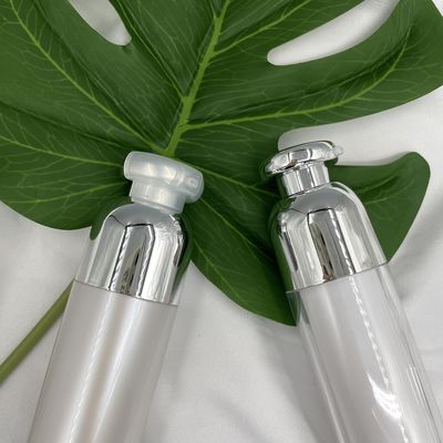 Pequeños envases de la bomba de la botella del ABS doble cosmético de lujo de la pared 15ml con el clip