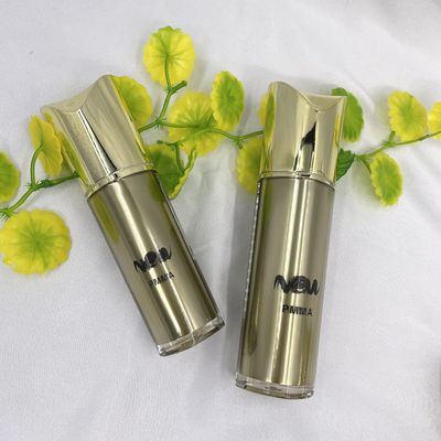 Embalajes cosméticos reutilizables 80ml 100ml de la forma de la bomba del oro cosmético especial de la botella