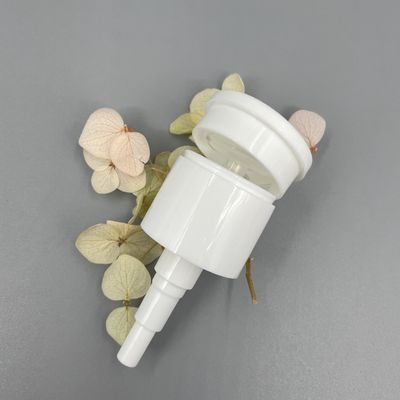 24/410 bomba del dispensador del esmalte de uñas ningún aceite de la dosificación de la salida 0.55ml resistente