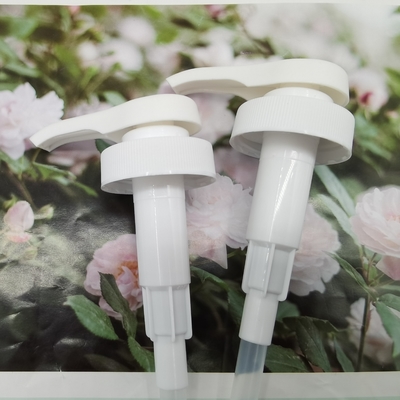 color blanco 38/400 de la bomba del dispensador de la loción de la salida 4.0cc para el lavado del baño y del cuerpo
